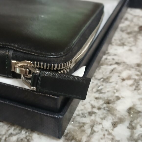 Prada Vintage Tessuto Nylon iPad Case Black - Picture 6 of 11